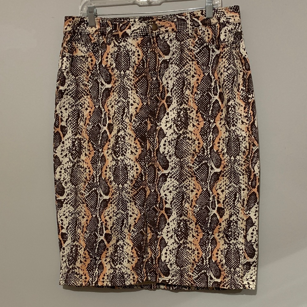 Eva Mendes Snake Print Skirt